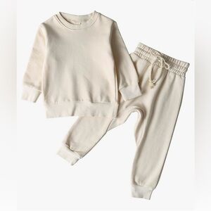 Gicrk Cream Baby Sweatshirt and Jogger Set